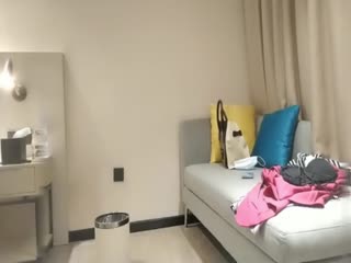 重金拿下大奶美少妇