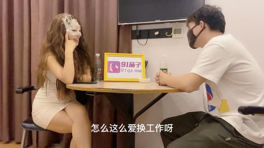 香艳姐妹新邻居 饥渴淫靡高潮不断